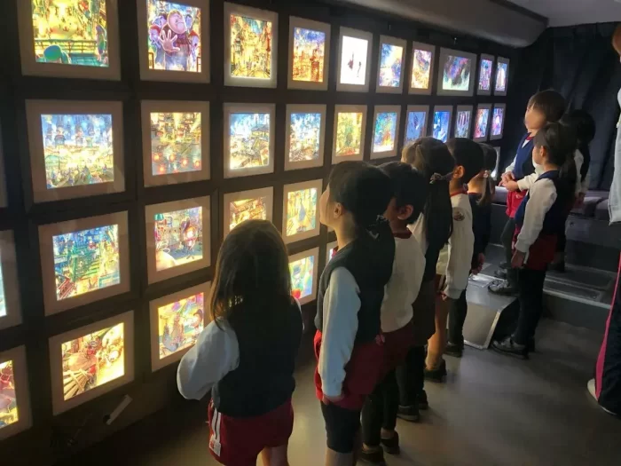 生駒の幼稚園にプペルバスのお届け